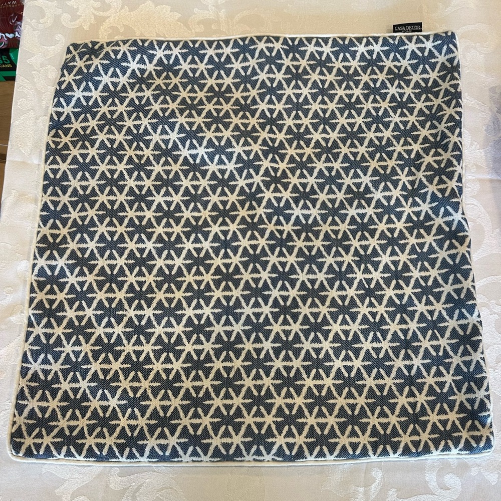 Casa Decor throw pillow cover
